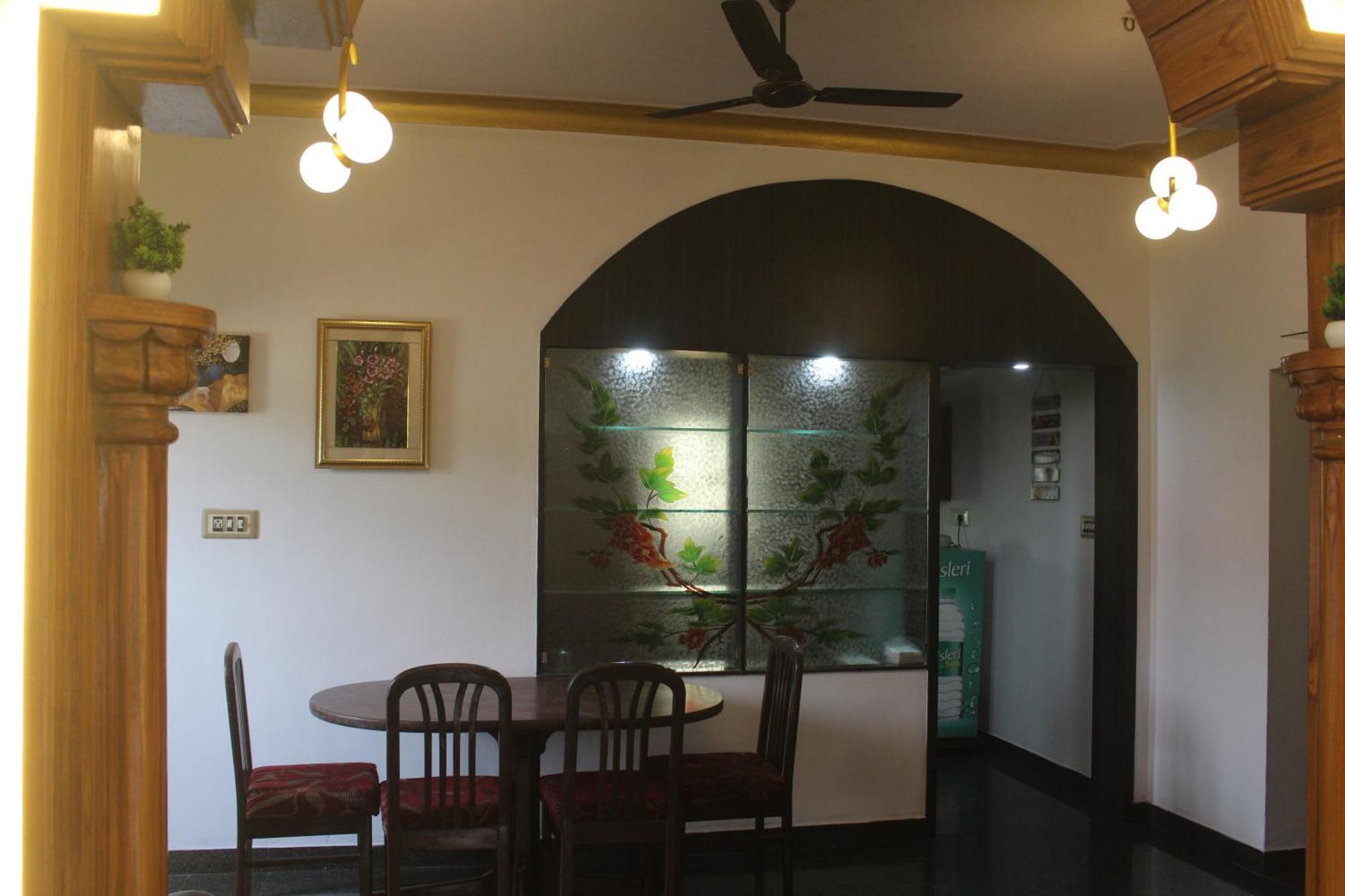 Tropical Villa Homestay Mangalor Kültér fotó